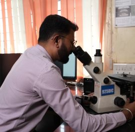 Microscope